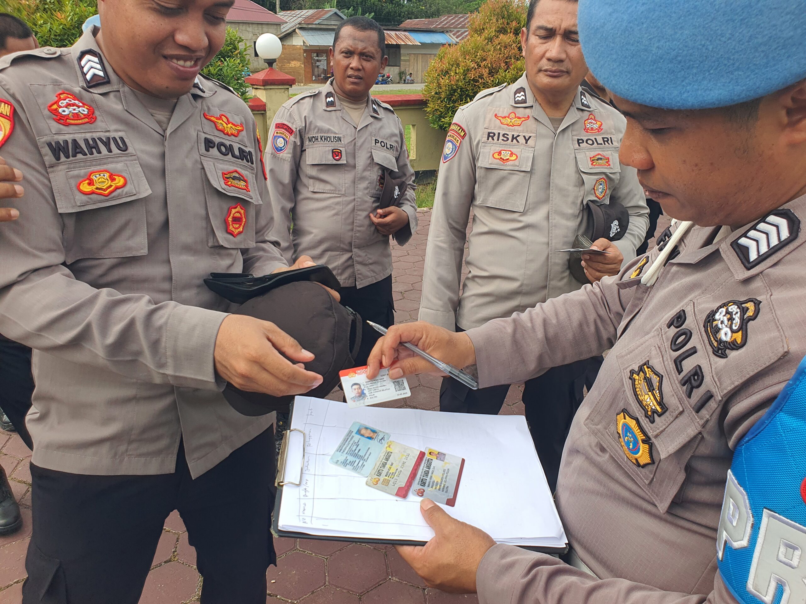Sipropam Polres Konsel Lakukan Gaktiplin, Handphone Turut Diperiksa,&nbsp; Kasipropam ; Ini Dilakukan Untuk Kedisiplinan Anggota..!!