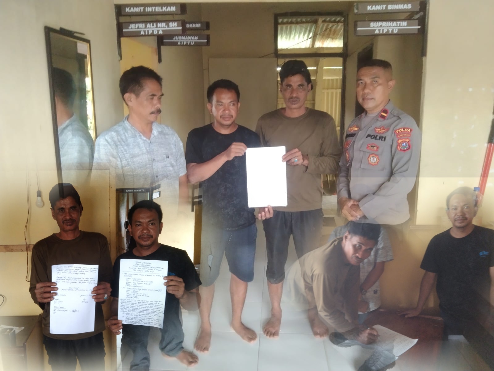 Polsek Benua Mediasi Kasus Pengancaman. Kapolsek ; Kedua Belah Pihak Sepakat Berdamai