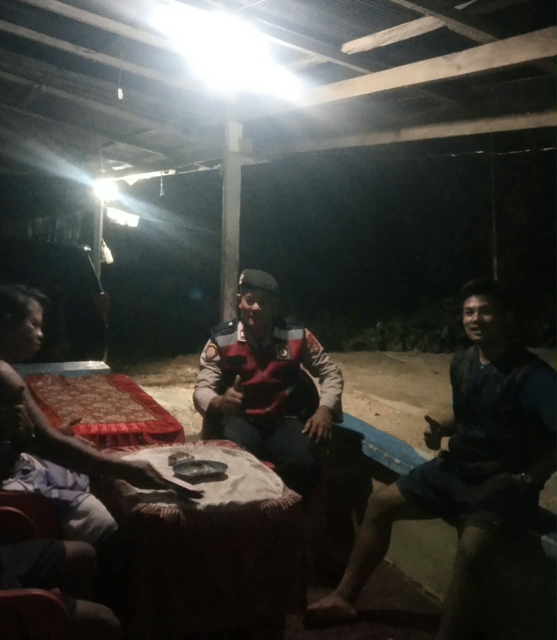 Patroli Malam, Polsek Benua Ajak Warga Bersama Jaga Kamtibmas